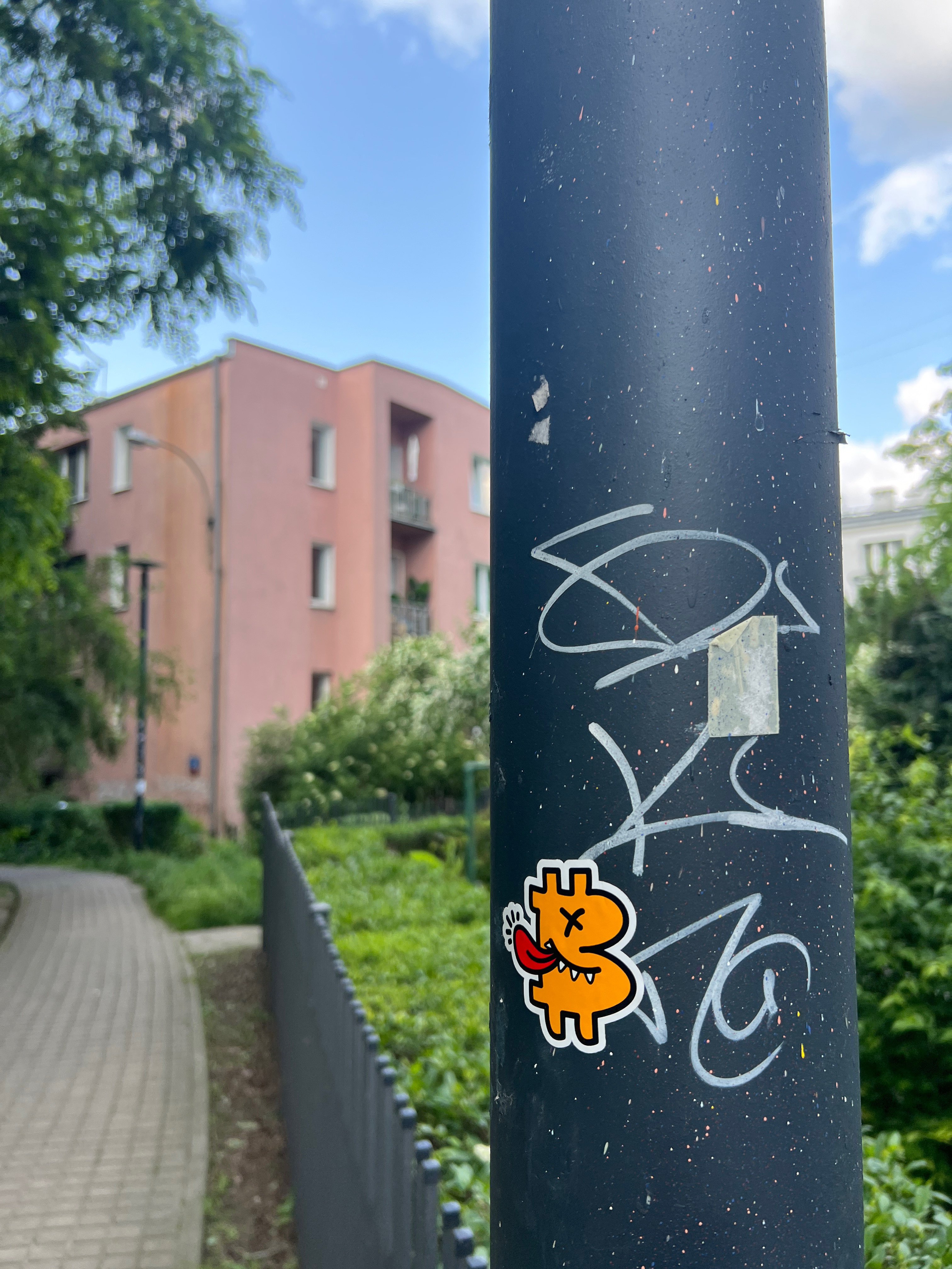BitPOP #art  sticker slapping in Warsaw…