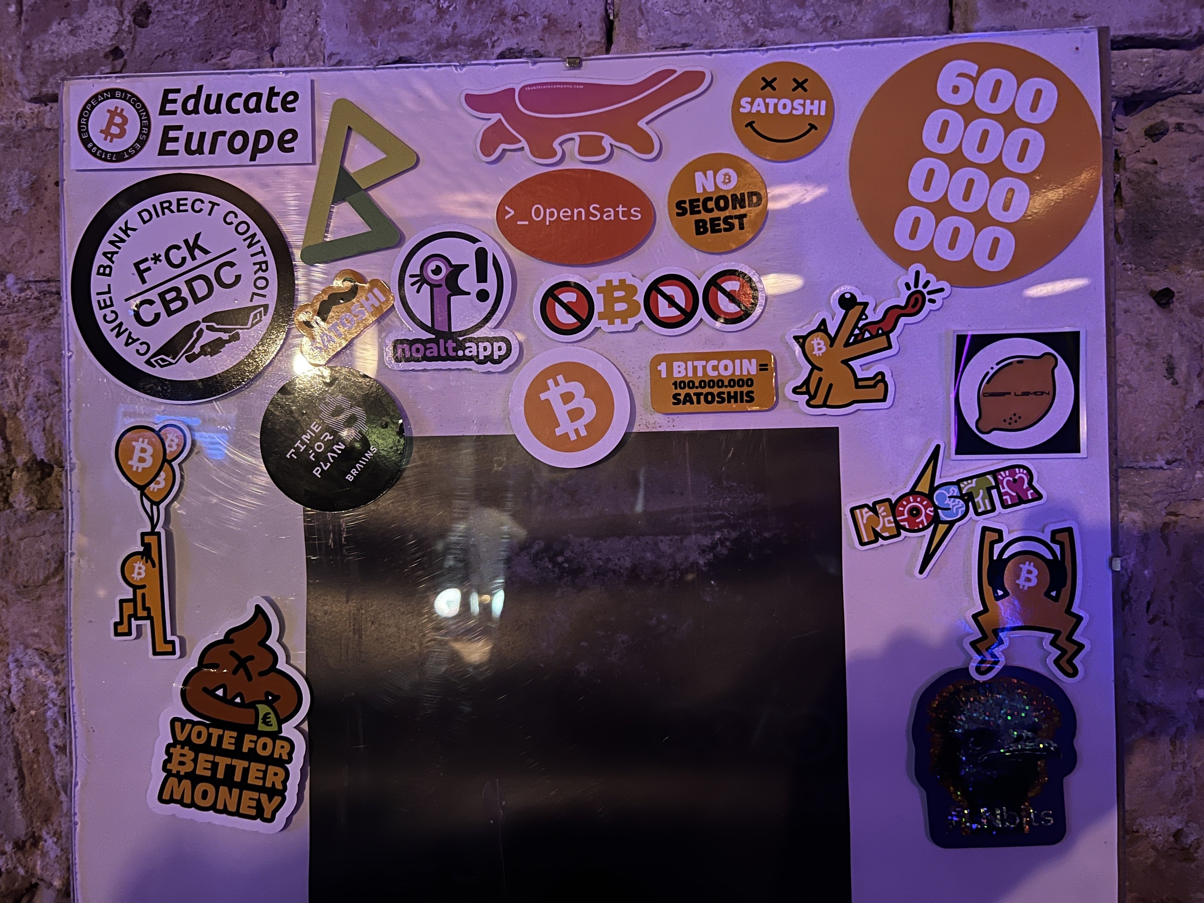 Added some #Bitcoin Pop #Art stickers…