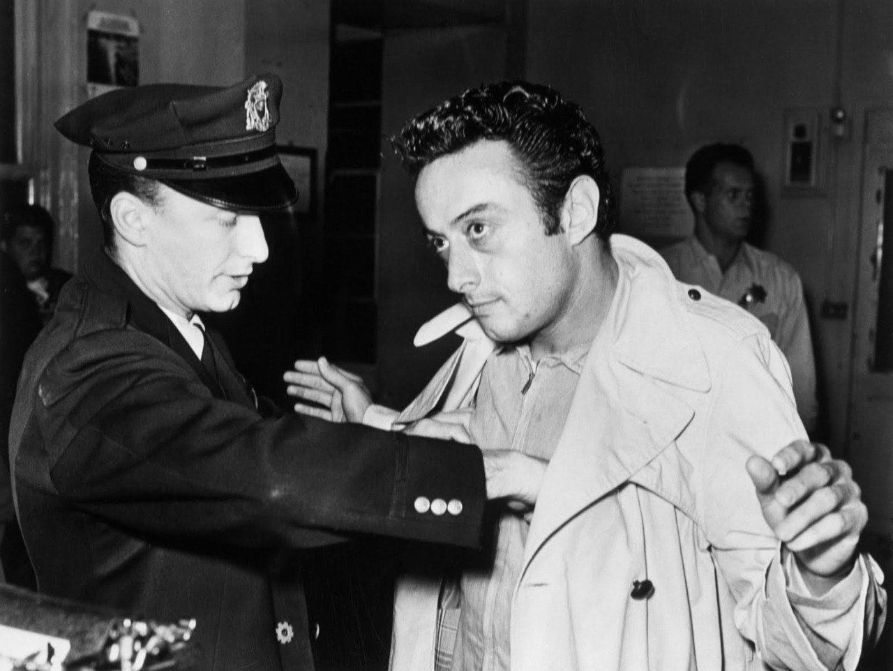 Lenny bruce getting arrested