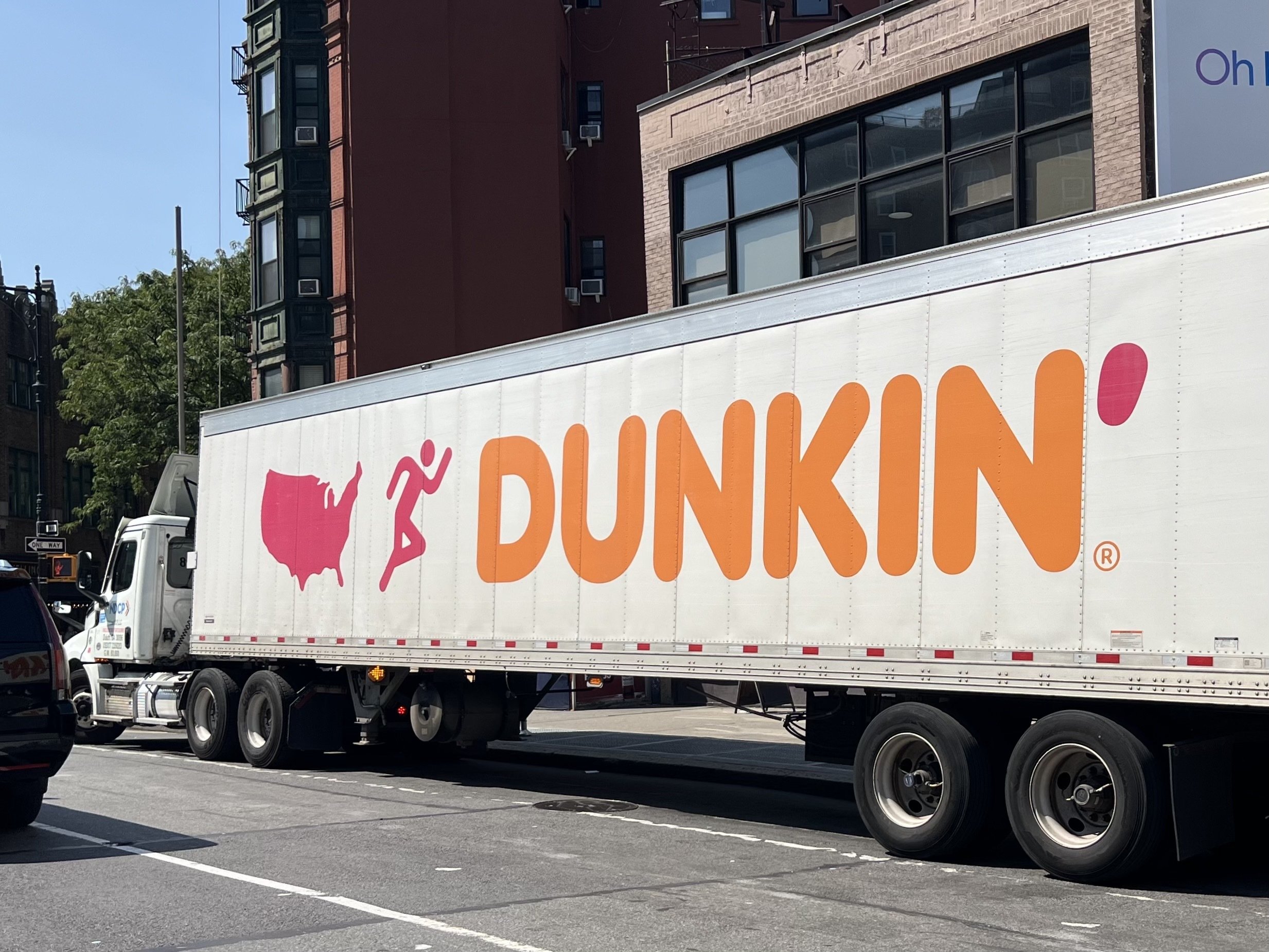 Dunkin’ be like fuck Alaska and…