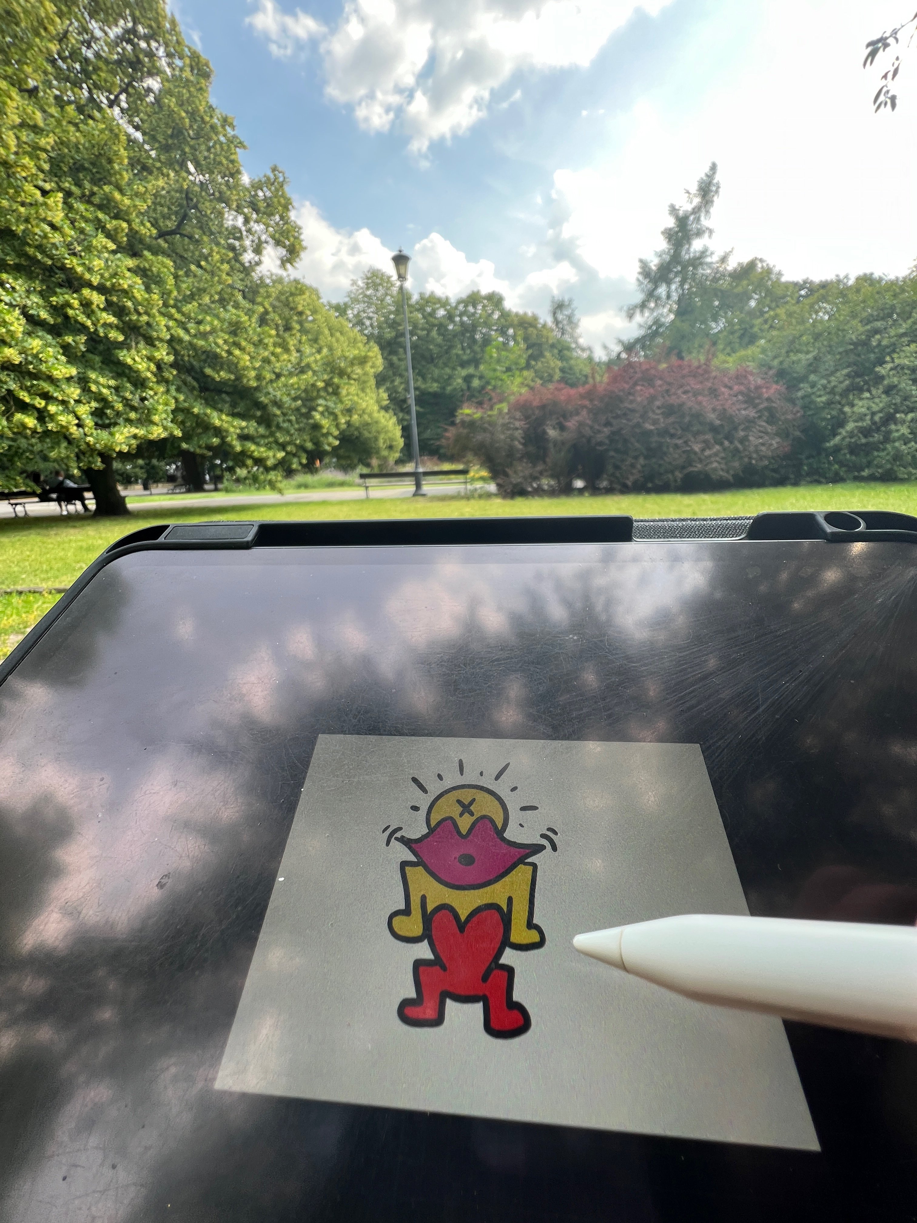 Drawing in the park 🌳 Keep Creating…